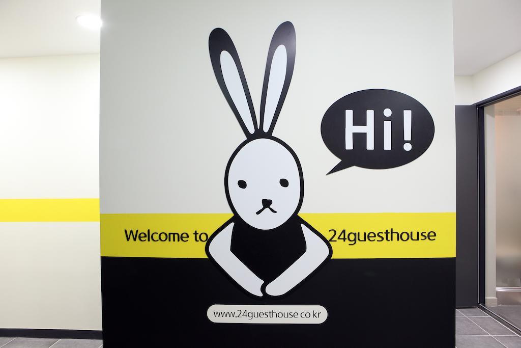 24 Guesthouse Insadong โซล ภายนอก รูปภาพ